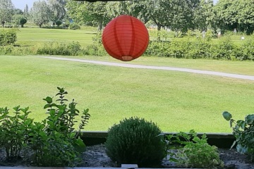 Plantenbak-met-lampion